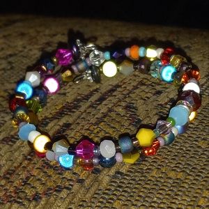 Czech bead and Crystal memory wire bracelet.
